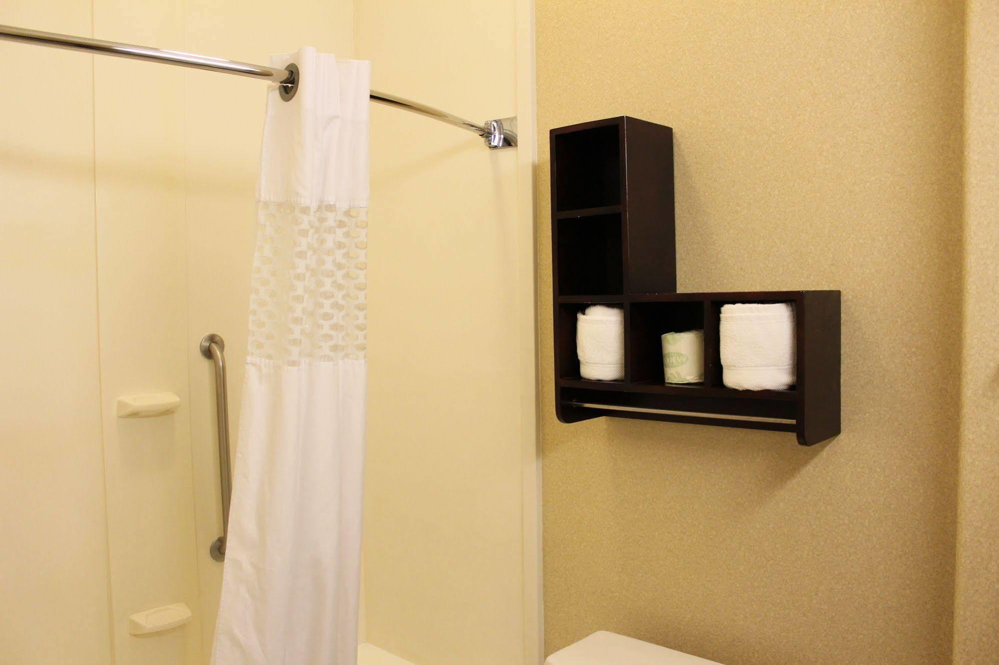 Hampton Inn & Suites Houston-Cypress Station Westfield Екстериор снимка
